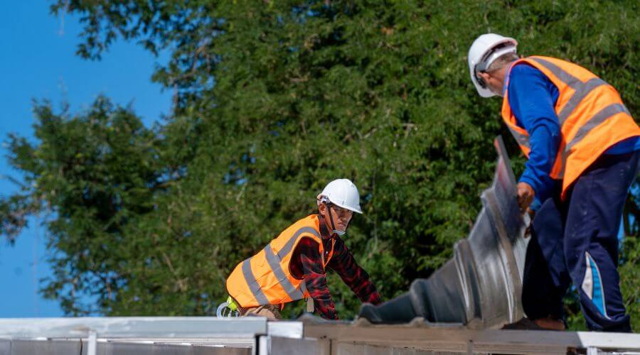 Expert Emergency Roof Repairs services in Lakeville, PA